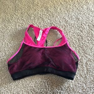 Sports bra
